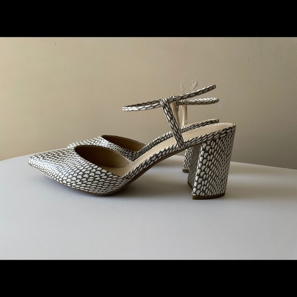 Pointed toe block heel - Picture 2 of 3